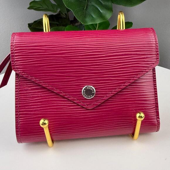 ✨💎Authentic LOUIS VUITTON  Epi Victorine Wallet Fuchsia - Picture 1 of 5